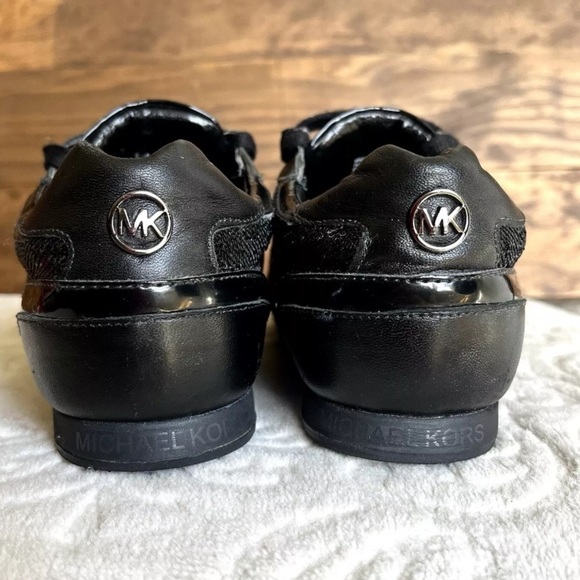 Michael Kors Lace Up Sneakers Sz 6.5M Women Black Sequin Leather Trim Fashion EC - Picture 10 of 13